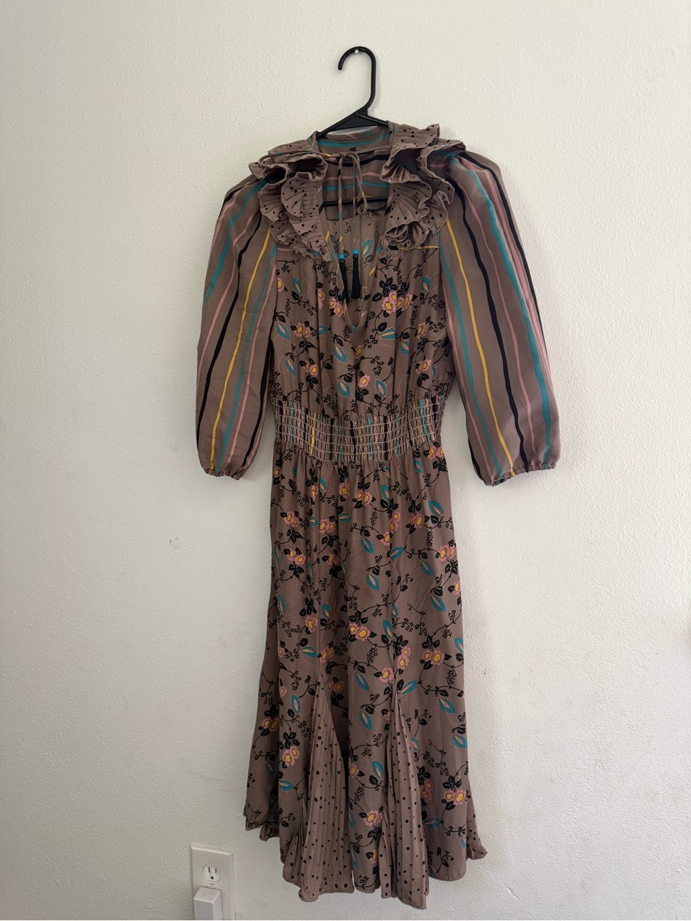 Vintage 80s/90s multi pattern 100% silk Betsey Johnson secretly dress 4 - Picture 2 of 11
